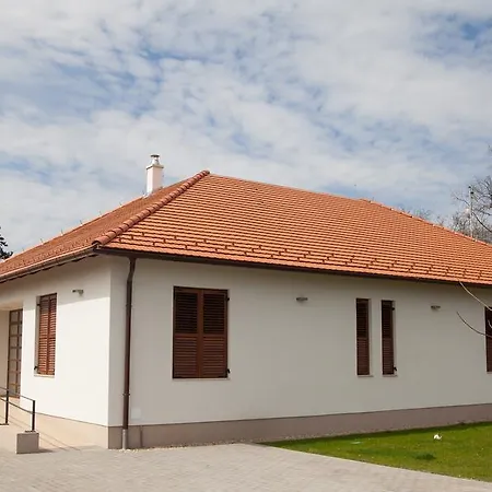 Kakasszeki Vendeghaz Székkutas